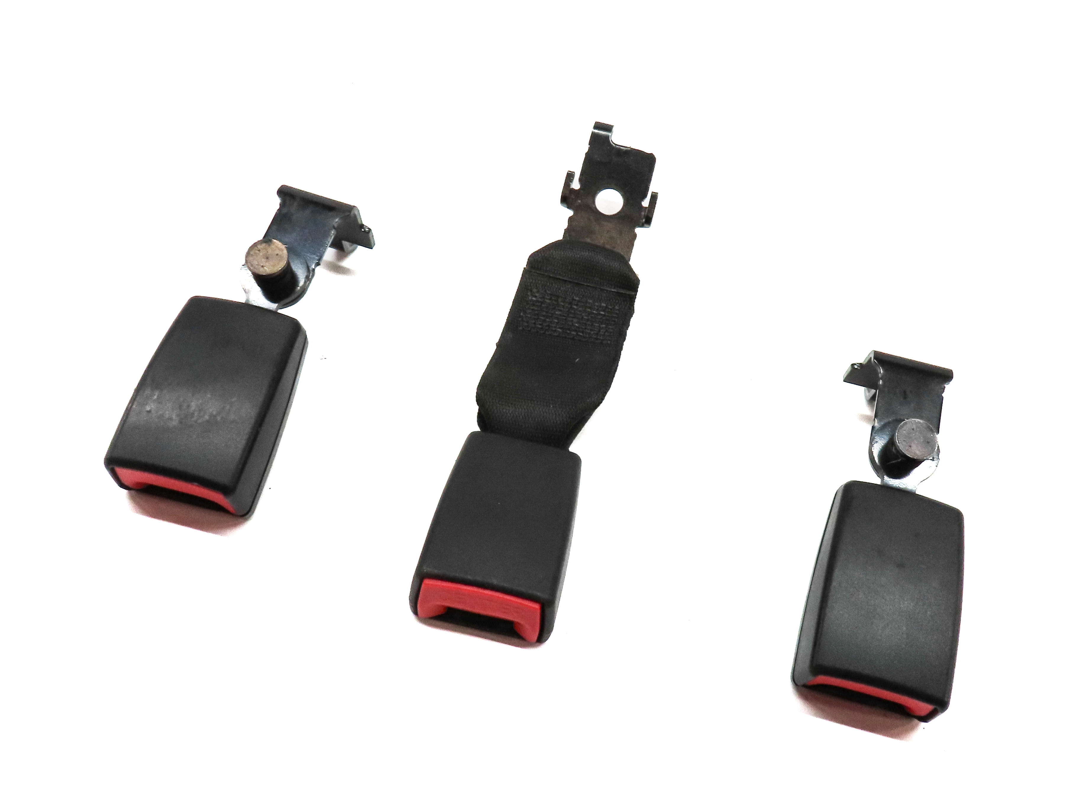 2010 BMW X5 (E70) 2ND ROW REAR SEAT LEFT RIGHT & CENTER SEATBELT BUCKLE RECEIVER — exact item pictured